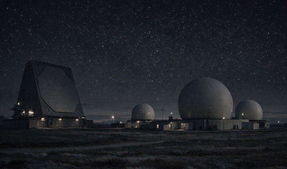 early warning radar system used for missile detection and space-based surveillance
