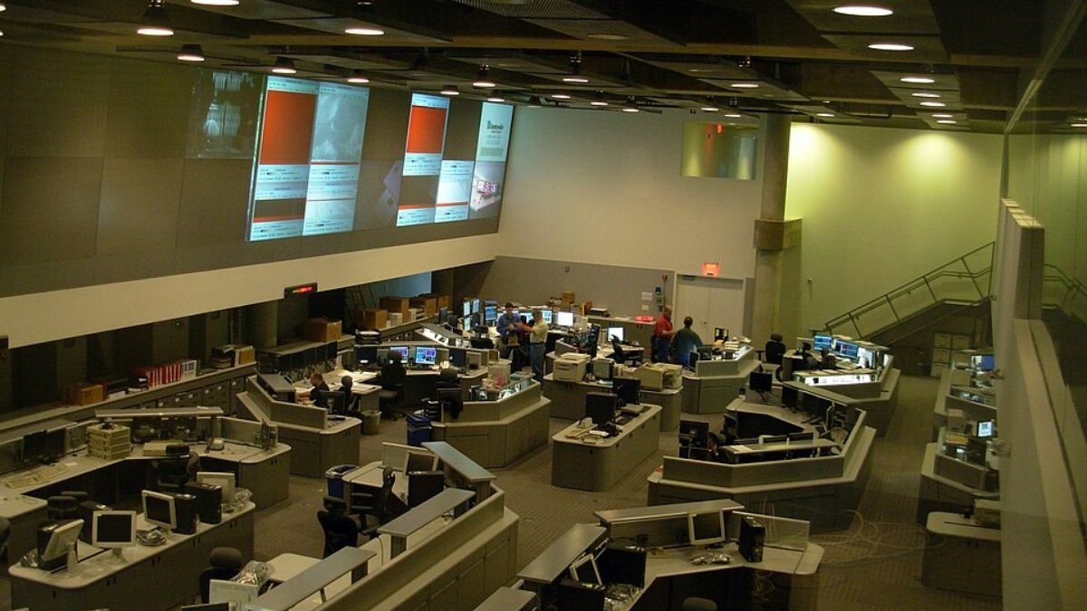Military space operations centre representing India's Defence Space Agency and post-Mission Shakti space security architecture